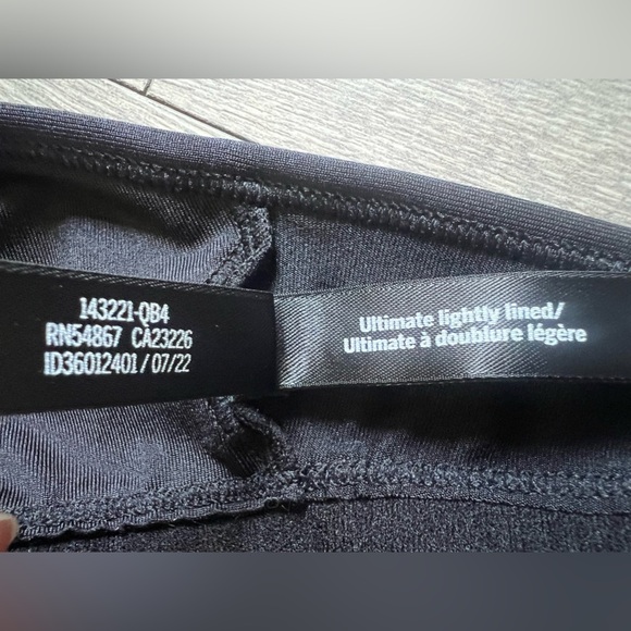 PINK Active Victoria’s Secret Ultimate Lightly Lined Sports Bra w Sheer Panel XS - Picture 10 of 11